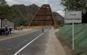 Puente pasa del colegio