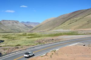 Argentina finaliza la pavimentación de la Ruta Nacional 145 que une con Chile