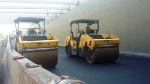 asfaltado final del túnel del superviaducto de Asunción 